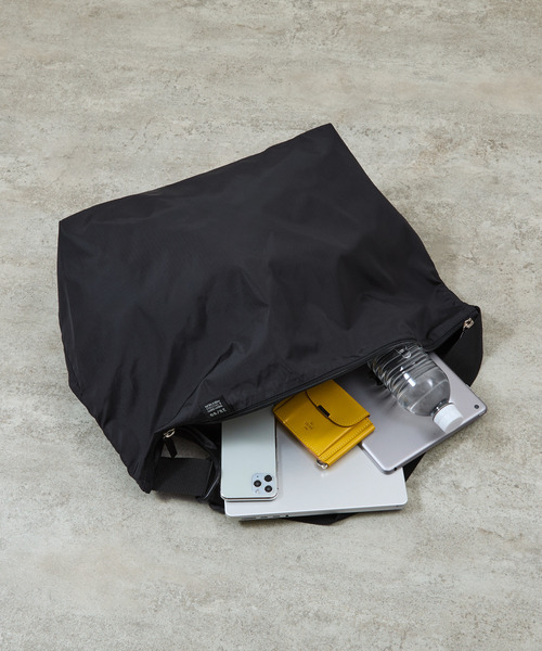 20/80（テゥエンティーエイティー）の「20/80 トゥエンティーエイティー / RIP STOP NYLON MESSENGER BAG リップストップナイロンメッセンジャーバッグ / S022（メッセンジャーバッグ・メンズ・ブラック/ダークグレー・FREE）」の16枚目の写真