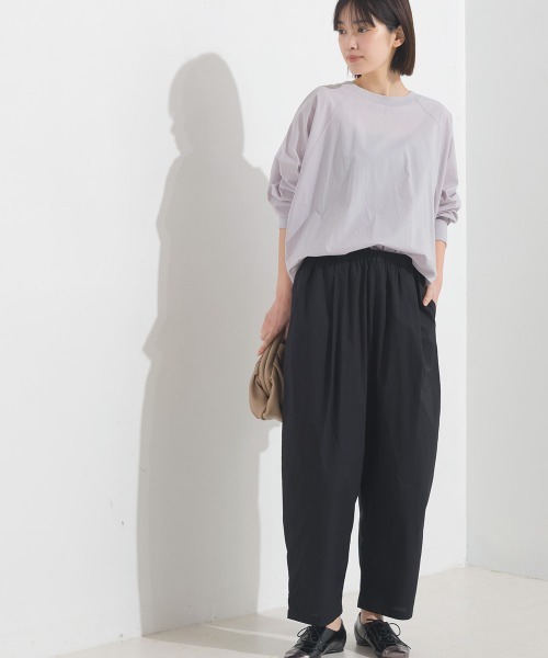 OMNES(オムネス)の「コットンポプリンギャザーイージーパンツ(その他パンツ・レディース・アイボリー/ブラック/イエロー/モカ/カーキ/ネイビー・MEDIUM/LARGE)」の16枚目の写真
