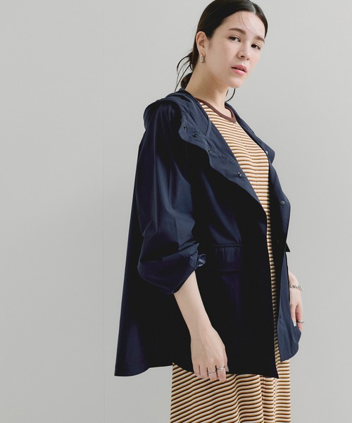 FRUIT OF THE LOOM(フルーツオブザルーム)の「【FRUIT OF THE LOOM】別注/パッカブルパーカー(ブルゾン・レディース・ベージュ/ネイビー・FREE)」の10枚目の写真
