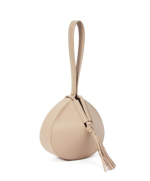 Beau're（ヴュレ）の「【BEAURE/ビュレ】Cow Leather Fortune Cookie 2Way Bag mini 2ウェイバッグミニ（ハンドバッグ・レディース・シルバー/ベージュ・FREE）」の19枚目の写真