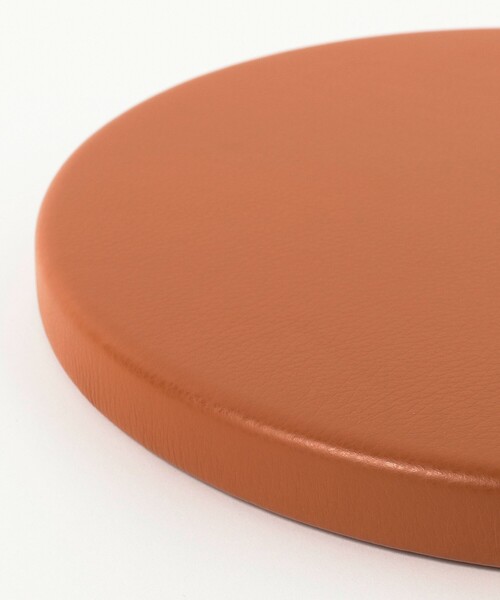 Artek / Stool 60 Leather & Wild Birch スツール（家具）｜BEAMS