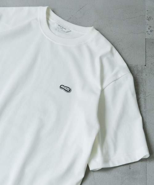 URBAN RESEARCH DOORS(アーバンリサーチドアーズ)の「ラバーネームショートスリーブTシャツ(Tシャツ/カットソー・メンズ・ブルー系その他/ホワイト/ブラック・MEDIUM/LARGE)」の2枚目の写真