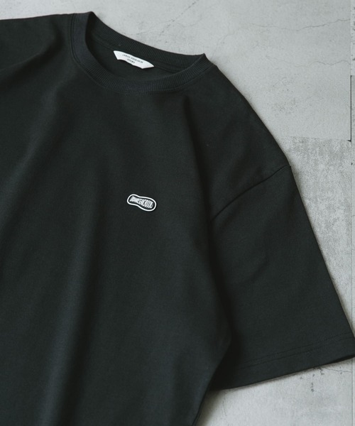 URBAN RESEARCH DOORS(アーバンリサーチドアーズ)の「ラバーネームショートスリーブTシャツ(Tシャツ/カットソー・メンズ・ブルー系その他/ホワイト/ブラック・MEDIUM/LARGE)」の1枚目の写真
