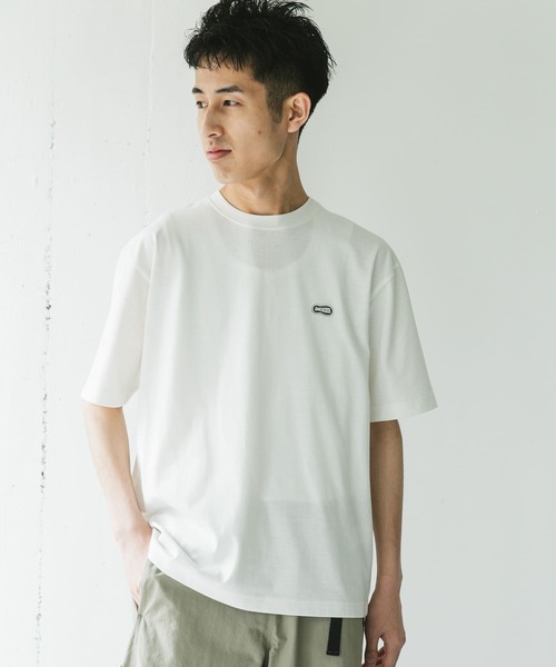 URBAN RESEARCH DOORS(アーバンリサーチドアーズ)の「ラバーネームショートスリーブTシャツ(Tシャツ/カットソー・メンズ・ブルー系その他/ホワイト/ブラック・MEDIUM/LARGE)」の5枚目の写真