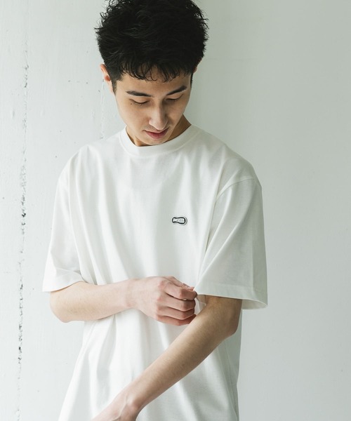 URBAN RESEARCH DOORS(アーバンリサーチドアーズ)の「ラバーネームショートスリーブTシャツ(Tシャツ/カットソー・メンズ・ブルー系その他/ホワイト/ブラック・MEDIUM/LARGE)」の6枚目の写真