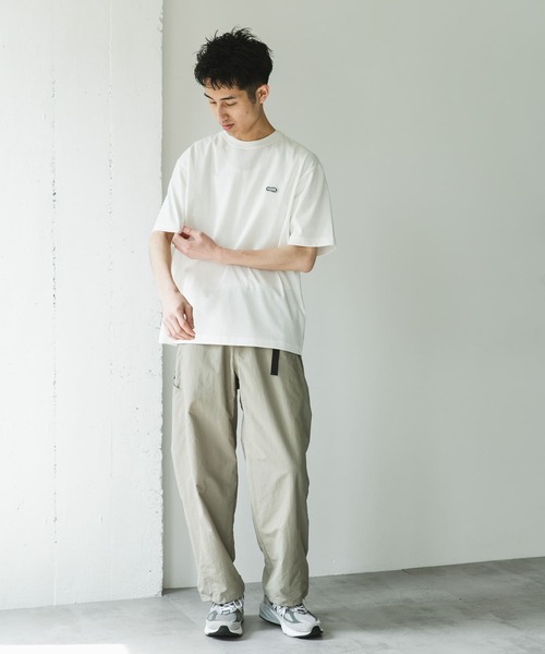 URBAN RESEARCH DOORS(アーバンリサーチドアーズ)の「ラバーネームショートスリーブTシャツ(Tシャツ/カットソー・メンズ・ブルー系その他/ホワイト/ブラック・MEDIUM/LARGE)」の10枚目の写真
