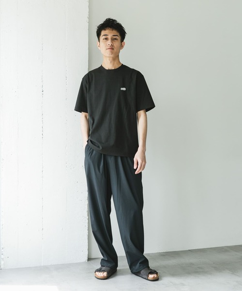 URBAN RESEARCH DOORS(アーバンリサーチドアーズ)の「ラバーネームショートスリーブTシャツ(Tシャツ/カットソー・メンズ・ブルー系その他/ホワイト/ブラック・MEDIUM/LARGE)」の17枚目の写真