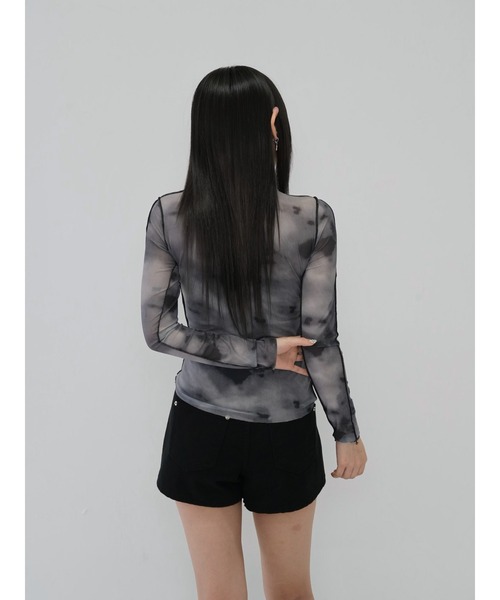 Enewd nina(エニュードニーナ)の「【zozo限定】ライン ニュアンスカラー シアー ロングトップス(Tシャツ/カットソー・レディース・カーキ/グレー/ブルー・FREE)」の6枚目の写真