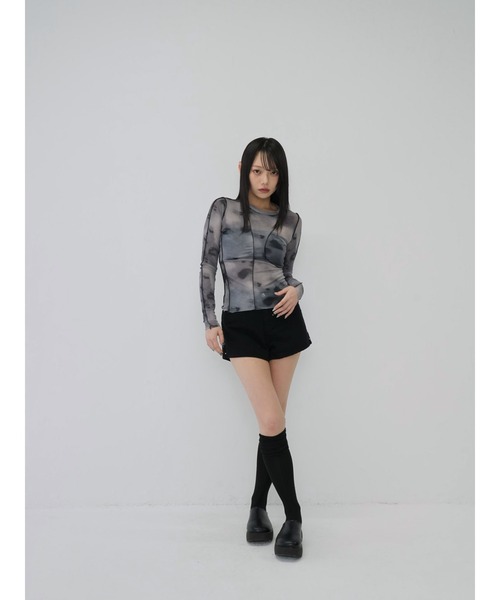 Enewd nina(エニュードニーナ)の「【zozo限定】ライン ニュアンスカラー シアー ロングトップス(Tシャツ/カットソー・レディース・カーキ/グレー/ブルー・FREE)」の10枚目の写真