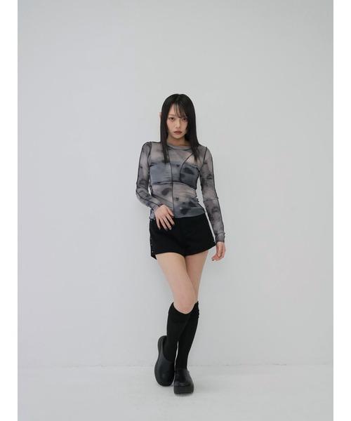 Enewd nina(エニュードニーナ)の「【zozo限定】ライン ニュアンスカラー シアー ロングトップス(Tシャツ/カットソー・レディース・カーキ/グレー/ブルー・FREE)」の13枚目の写真