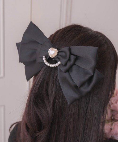 ROJITA（ロジータ）の「ダブルリボンバレッタ（バレッタ/ヘアクリップ・レディース・ホワイト/ブラック・FREE）」の2枚目の写真