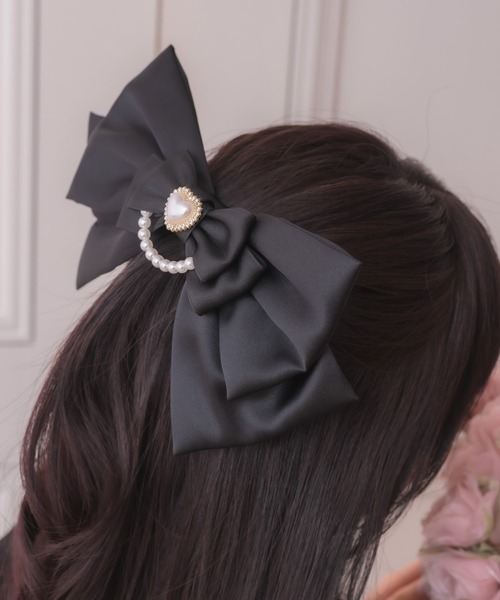 ROJITA（ロジータ）の「ダブルリボンバレッタ（バレッタ/ヘアクリップ・レディース・ホワイト/ブラック・FREE）」の3枚目の写真