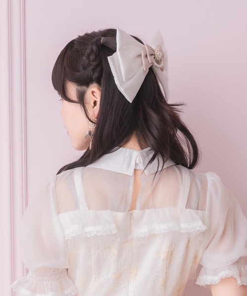 ROJITA（ロジータ）の「ダブルリボンバレッタ（バレッタ/ヘアクリップ・レディース・ホワイト/ブラック・FREE）」の6枚目の写真