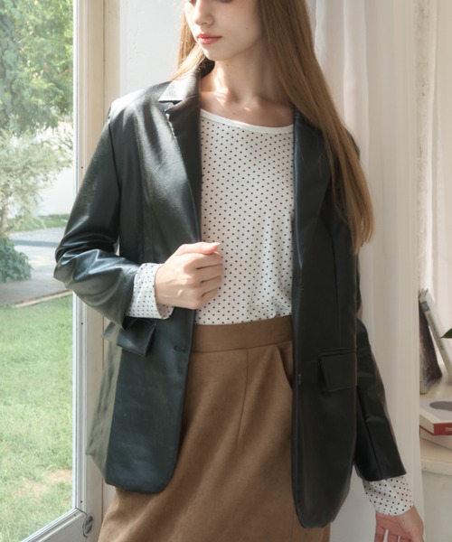 Birthday room（バースデイルーム）の「フェイクレザーテーラードジャケット/faux leather tailored jacket（テーラードジャケット・レディース・ブラック・FREE）」の2枚目の写真