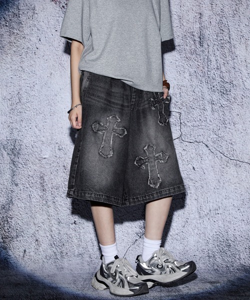 クロスパッチ デニムハーフパンツ CHROME HEARTS HEARTS(クロムハーツ)クロスパッチ付きデニム