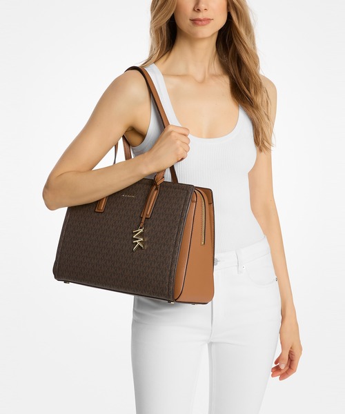 MICHAEL KORS（マイケルコース）の「LAILA トート ミディアム - MKシグネチャー（トートバッグ・レディース・ブラウン系その他・FREE）」の2枚目の写真