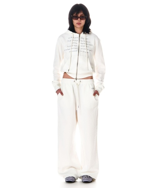 BEEDEN(ビーデン)の「EMBROIDERY LOOSE SWEAT PANTS(スウェットパンツ・レディース・ホワイト/グレー・SMALL/MEDIUM)」の12枚目の写真
