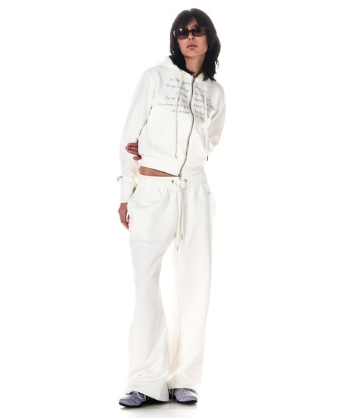 BEEDEN(ビーデン)の「EMBROIDERY LOOSE SWEAT PANTS(スウェットパンツ・レディース・ホワイト/グレー・SMALL/MEDIUM)」の16枚目の写真