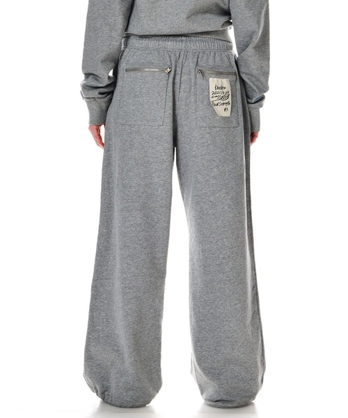 BEEDEN(ビーデン)の「EMBROIDERY LOOSE SWEAT PANTS(スウェットパンツ・レディース・ホワイト/グレー・SMALL/MEDIUM)」の19枚目の写真