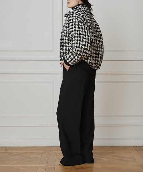 IENA LA BOUCLE（イエナラブークル）の「IENA LA BOUCLE サイドタックストレートパンツ（スラックス・レディース・ブラック/カーキ/ボルドー・38/36/34/40）」の19枚目の写真