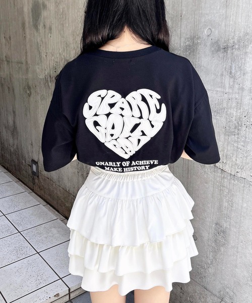 INGNI（イング）の「バックハート貼付チュニックTシャツ（Tシャツ/カットソー・レディース・ブラック×ホワイト/ホワイト×ピンク/ホワイト×レッド/ホワイト×ブルー・M）」の5枚目の写真