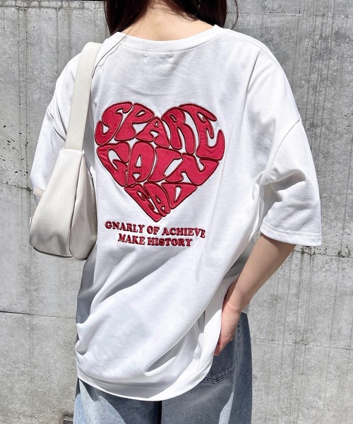 INGNI（イング）の「バックハート貼付チュニックTシャツ（Tシャツ/カットソー・レディース・ブラック×ホワイト/ホワイト×ピンク/ホワイト×レッド/ホワイト×ブルー・M）」の7枚目の写真