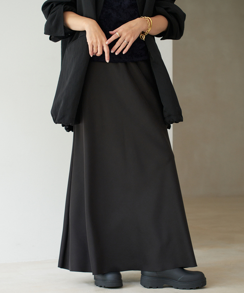 plage（プラージュ）の「Fibril Bias スカート（スカート・レディース・ブラック・38/36/34）」の17枚目の写真