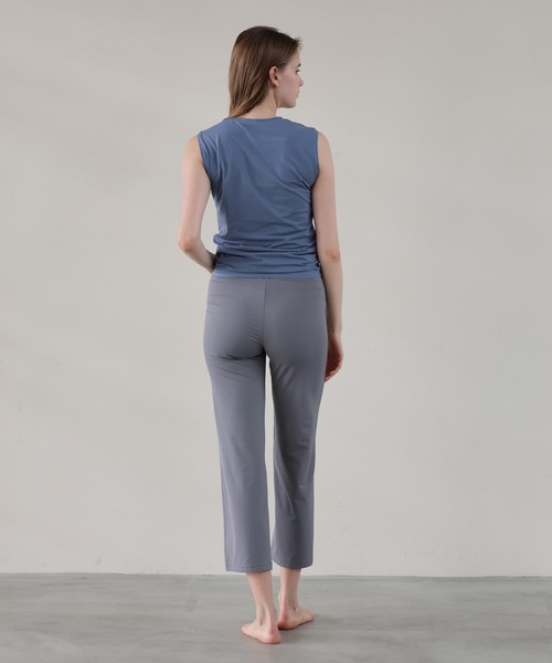 Julier Yoga and Relax(ジュリエヨガアンドリラックス)の「Julier (定番)ライトプライムライトフィットタンクトップ(タンクトップ・レディース・ホワイト/ブラック/ブルー・FREE)」の10枚目の写真