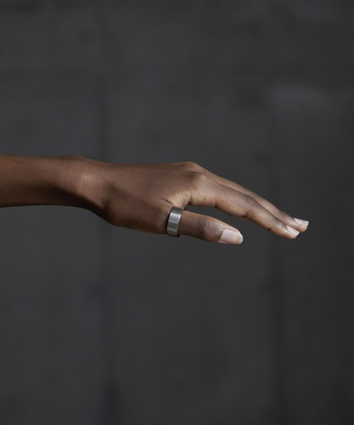 CALLNE(カルネ)の「【CALLNE】Minimal Flat Ring / ミニマルフラットリング(サージカルステンレス304)(リング・メンズ・シルバー系2/シルバー系1・20号/18号/16号)」の18枚目の写真