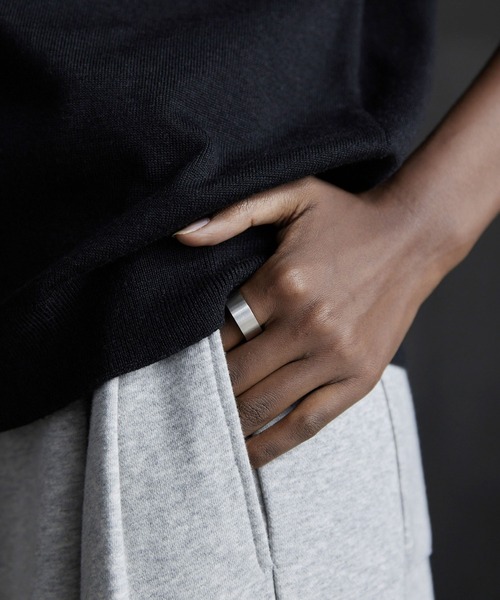 CALLNE(カルネ)の「【CALLNE】Minimal Flat Ring / ミニマルフラットリング(サージカルステンレス304)(リング・メンズ・シルバー系2/シルバー系1・20号/18号/16号)」の20枚目の写真