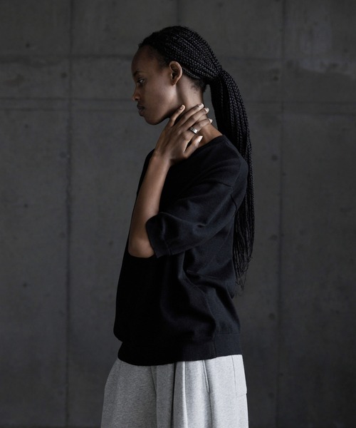 CALLNE（カルネ）の「【CALLNE】Minimal Flat Ring / ミニマルフラットリング(サージカルステンレス304)（リング・メンズ・シルバー系2/シルバー系1・20号/18号/16号）」の4枚目の写真