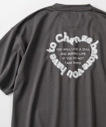 【85】フロント&バックデザイン ハートモチーフ ぼかしロゴ刺繍 半袖 Tシャツ