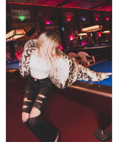 GYDA（ジェイダ）の「ハイウエスト tear up damageストレートワイドデニムパンツ（デニムパンツ・レディース・ブラック/ブルー・SMALL/MEDIUM）」の10枚目の写真