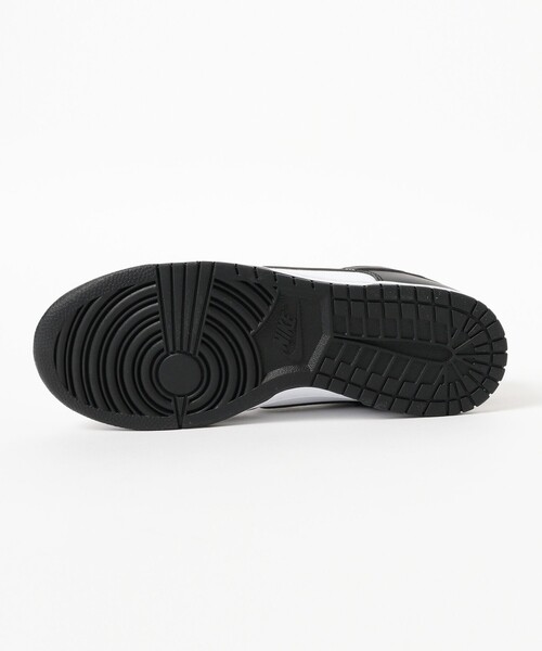 NIKE(ナイキ)の「NIKE / DUNK LOW RETRO(スニーカー・メンズ・ホワイト・26.0cm/26.5cm/27.0cm/27.5cm/28.0cm/28.5cm/29.0cm/30.0cm/25.5cm)」の4枚目の写真