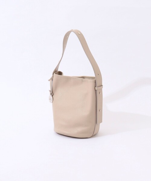 marco masi(マルコマージ)の「【MARCO MASI/ マルコマージ】 スタッズワンハンドルバッグ(ショルダーバッグ・レディース・ブラック/ベージュ・FREE)」の7枚目の写真