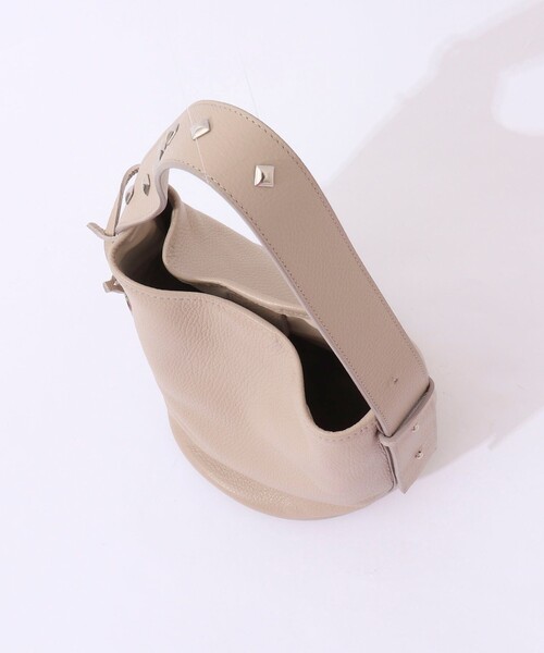 marco masi(マルコマージ)の「【MARCO MASI/ マルコマージ】 スタッズワンハンドルバッグ(ショルダーバッグ・レディース・ブラック/ベージュ・FREE)」の15枚目の写真