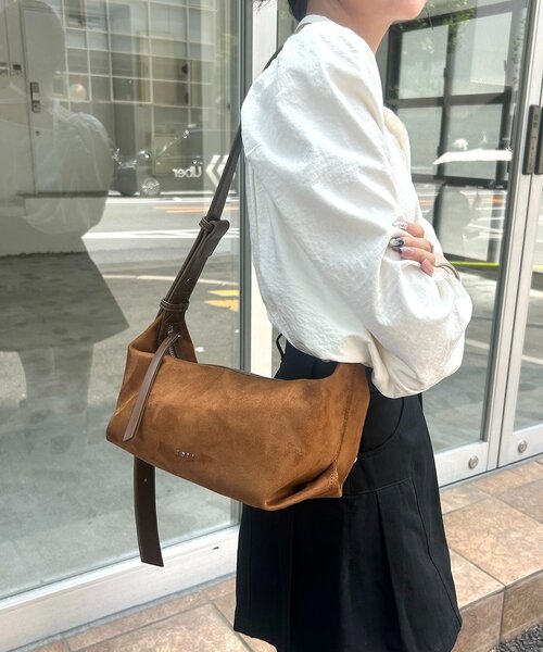 mystic(ミスティック)の「loti ロングベルトホーボーBAG(ハンドバッグ・レディース・ブラック/キャメル・ONE SIZE)」の20枚目の写真