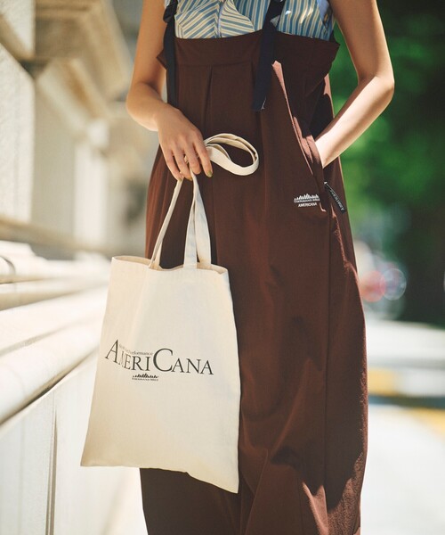 FREAK'S STORE(フリークスストア)の「Americana × THOUSAND MILE × FREAK'S STORE/アメリカーナ × サウザンドマイル 別注 ストレッチナイロン サロペット/撥水 ストレッチ UVカット機能(サロペット/オーバーオール・レディース・ブラウン/ベージュ/ブラック・フリ-)」の4枚目の写真