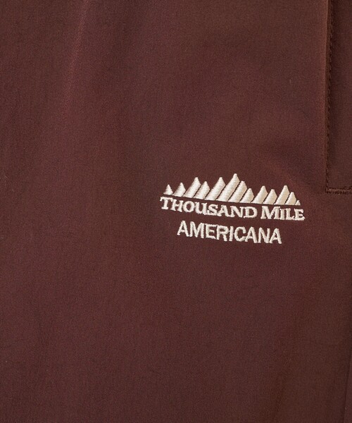 FREAK'S STORE(フリークスストア)の「Americana × THOUSAND MILE × FREAK'S STORE/アメリカーナ × サウザンドマイル 別注 ストレッチナイロン サロペット/撥水 ストレッチ UVカット機能(サロペット/オーバーオール・レディース・ブラウン/ベージュ/ブラック・フリ-)」の15枚目の写真