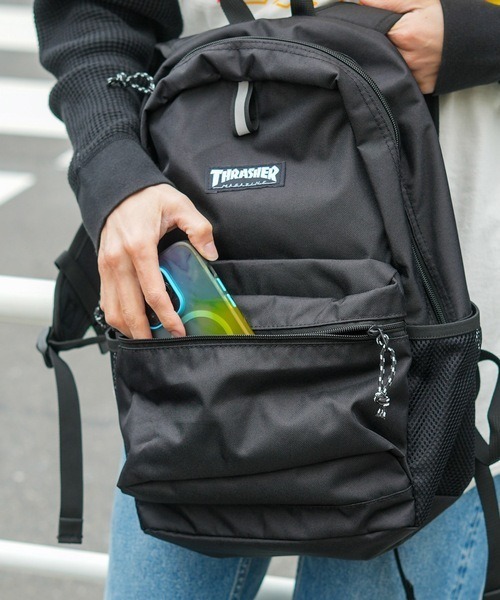 THRASHER(スラッシャー)の「【THRASHER/スラッシャー】BackPack Kids 16L バックパック 撥水加工 リフレクター ブランドロゴ(バックパック/リュック・メンズ・ブラック/ブラック系その他/ブラック×ホワイト・FREE)」の2枚目の写真