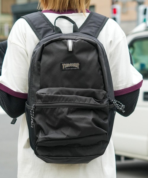 THRASHER(スラッシャー)の「【THRASHER/スラッシャー】BackPack Kids 16L バックパック 撥水加工 リフレクター ブランドロゴ(バックパック/リュック・メンズ・ブラック/ブラック系その他/ブラック×ホワイト・FREE)」の3枚目の写真