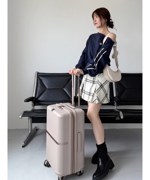 SNIDEL（スナイデル）の「【WEB限定カラーあり】UVワンショルスウェットプルオーバー（スウェット・レディース・その他/グリーン/ネイビー/グレー/ライトピンク・F）」の15枚目の写真