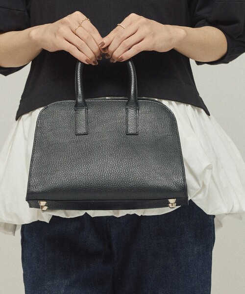 Firsthand（ファーストハンド）の「Firsthand/ファーストハンド レザー ミニボストンバッグ / 牛革 / 撥水レザー（ボストンバッグ・レディース・ブラック・ONE SIZE）」の3枚目の写真