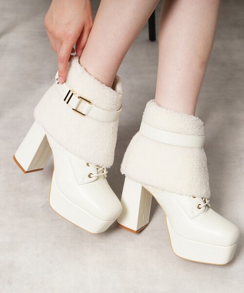 ESPERANZA（エスペランサ）の「【ラク盛り／ショートブーツ】リピーター続出／脚長美脚 チェンジアップ3WAYボアショートブーツ（ブーツ・レディース・ブラウン系1/ブラック系/ホワイト・S/M/L/LL）」の9枚目の写真