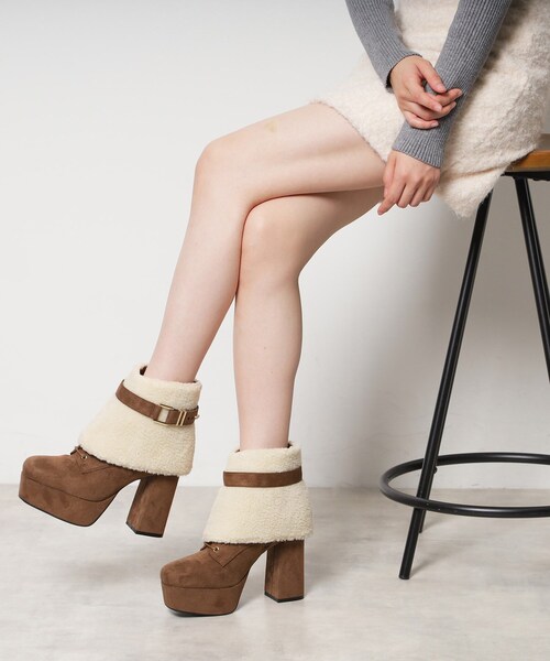 ESPERANZA（エスペランサ）の「【ラク盛り／ショートブーツ】リピーター続出／脚長美脚 チェンジアップ3WAYボアショートブーツ（ブーツ・レディース・ブラウン系1/ブラック系/ホワイト・S/M/L/LL）」の15枚目の写真