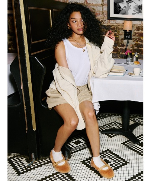 STEVE MADDEN（スティーブマデン）の「ファーメリージェーン/S.MADDEN TOASTY-VA（パンプス・レディース・ナチュラル/ブラック・22.5cm/23.0cm/23.5cm/23.5-24/24.0cm/24.5cm）」の2枚目の写真