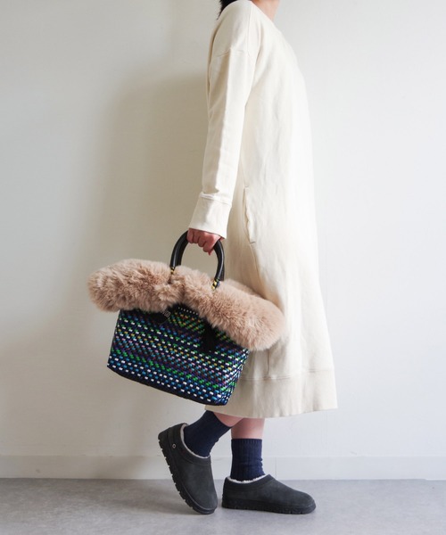 Minnetonka（ミネトンカ）の「MINNETONKA（ミネトンカ） / ボアスリッポン NEVA（スニーカー・レディース・チャコールグレー/タン/ブラック/ストーン・6/7/9/8）」の10枚目の写真