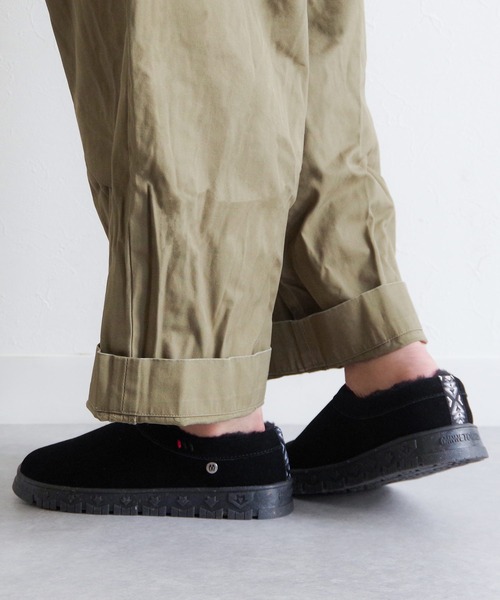 Minnetonka（ミネトンカ）の「MINNETONKA（ミネトンカ） / ボアスリッポン NEVA（スニーカー・レディース・チャコールグレー/タン/ブラック/ストーン・6/7/9/8）」の11枚目の写真