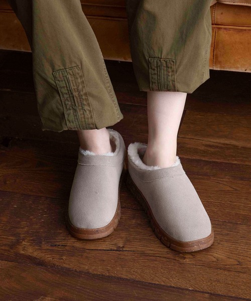 Minnetonka（ミネトンカ）の「MINNETONKA（ミネトンカ） / ボアスリッポン NEVA（スニーカー・レディース・チャコールグレー/タン/ブラック/ストーン・6/7/9/8）」の15枚目の写真