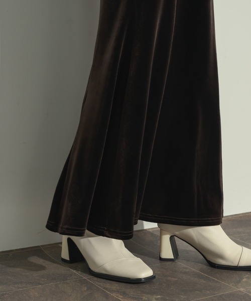 NEUNA（ヌナ）の「ベロアマーメイドスカート（スカート・レディース・ブラック/ブラウン・FREE）」の14枚目の写真